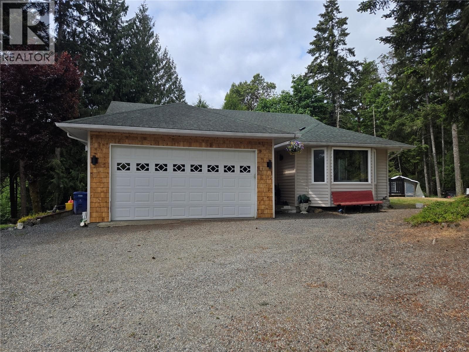 3271 Thain Rd, Victoria — photo 5