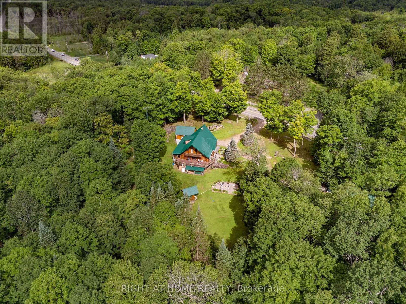 1696 HIGHWAY 118 EAST, Toronto — photo 5