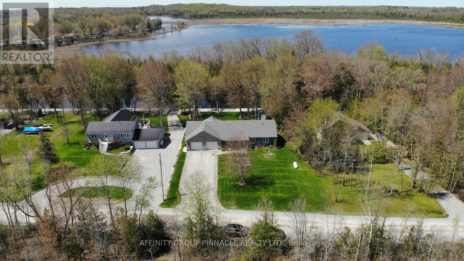 210 MOORINGS DRIVE, Central Lakes — photo 4