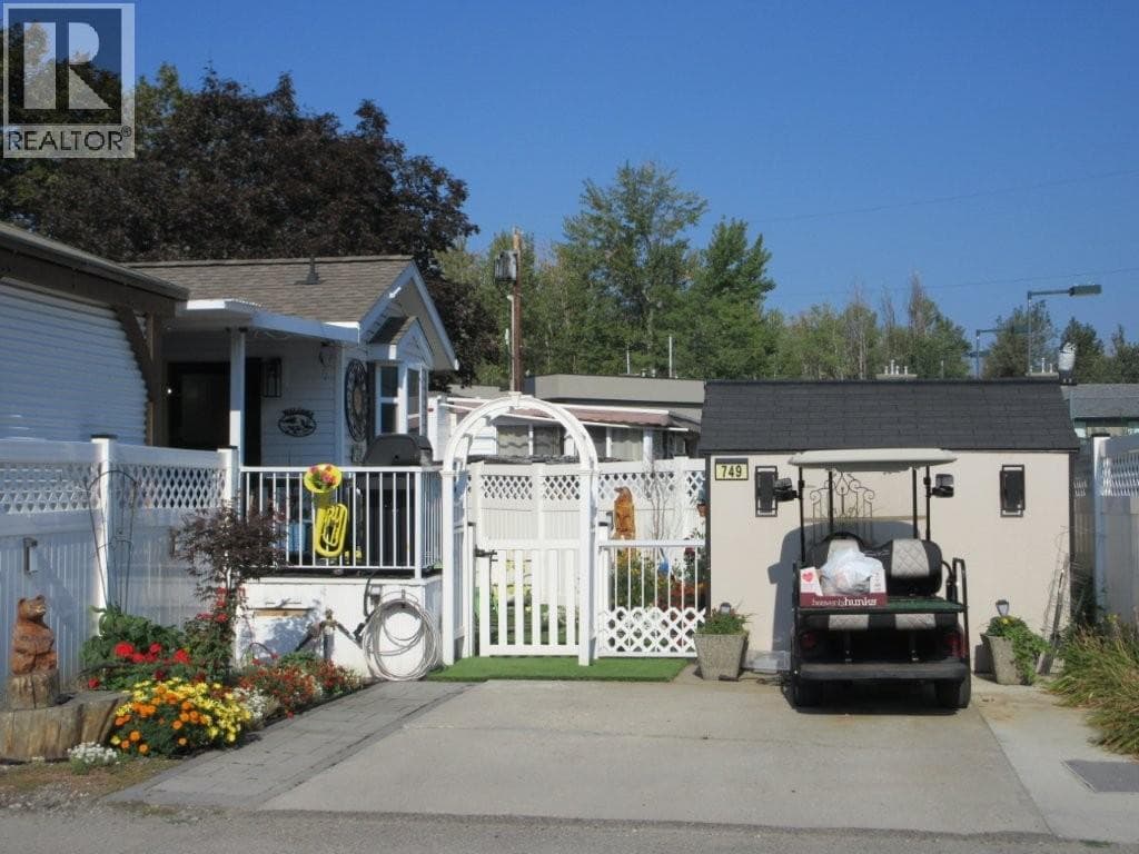 749 415 COMMONWEALTH ROAD, Interior REALTORS®