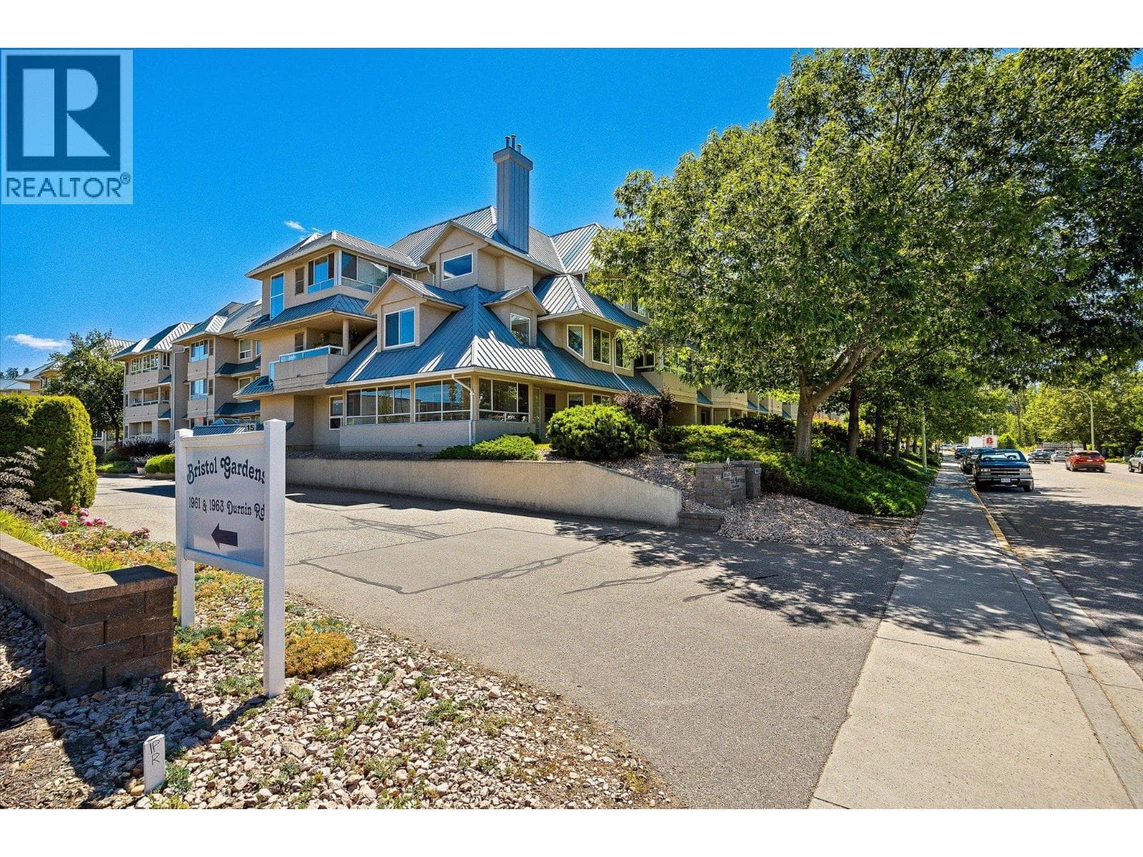 1965 Durnin Road Unit# 126, Interior REALTORS®