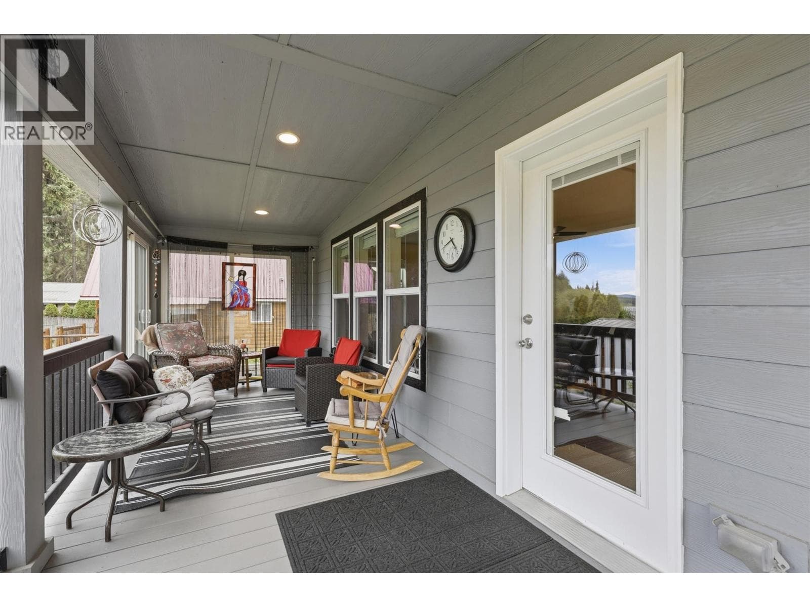 3025 POWELL Road, Interior REALTORS® — photo 3