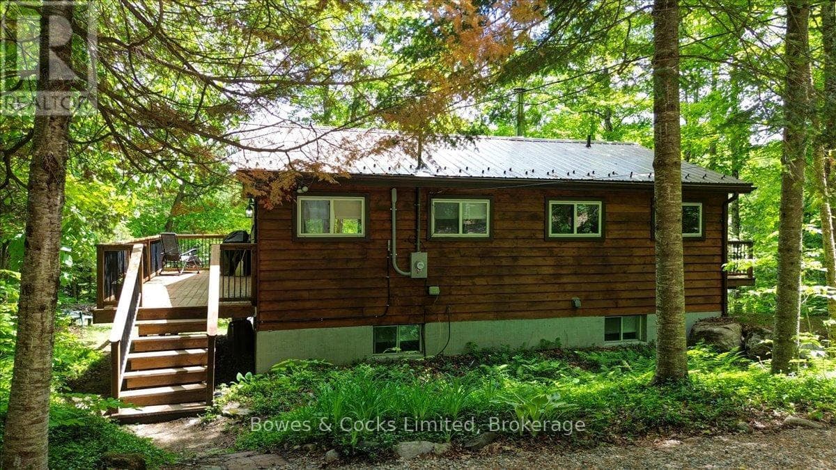 1063 ESSON CREEK LANE, Central Lakes — photo 3