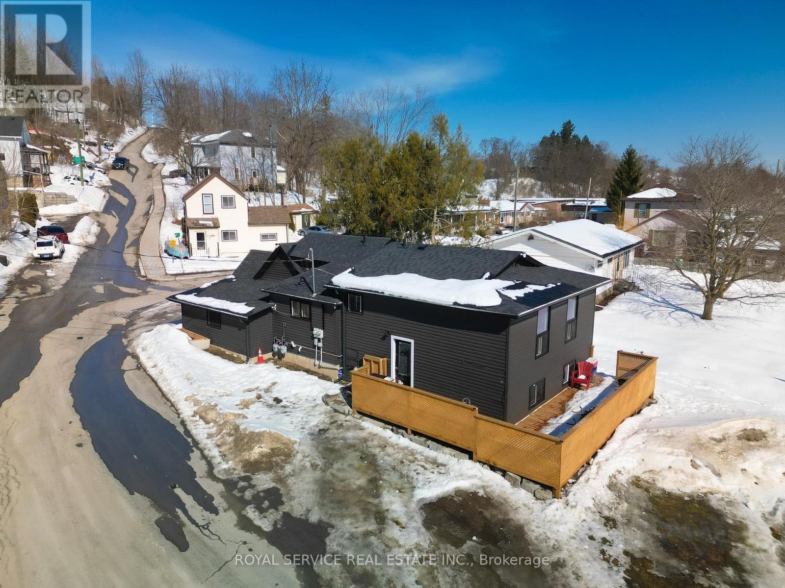 69 MAPLE STREET, Central Lakes — photo 2