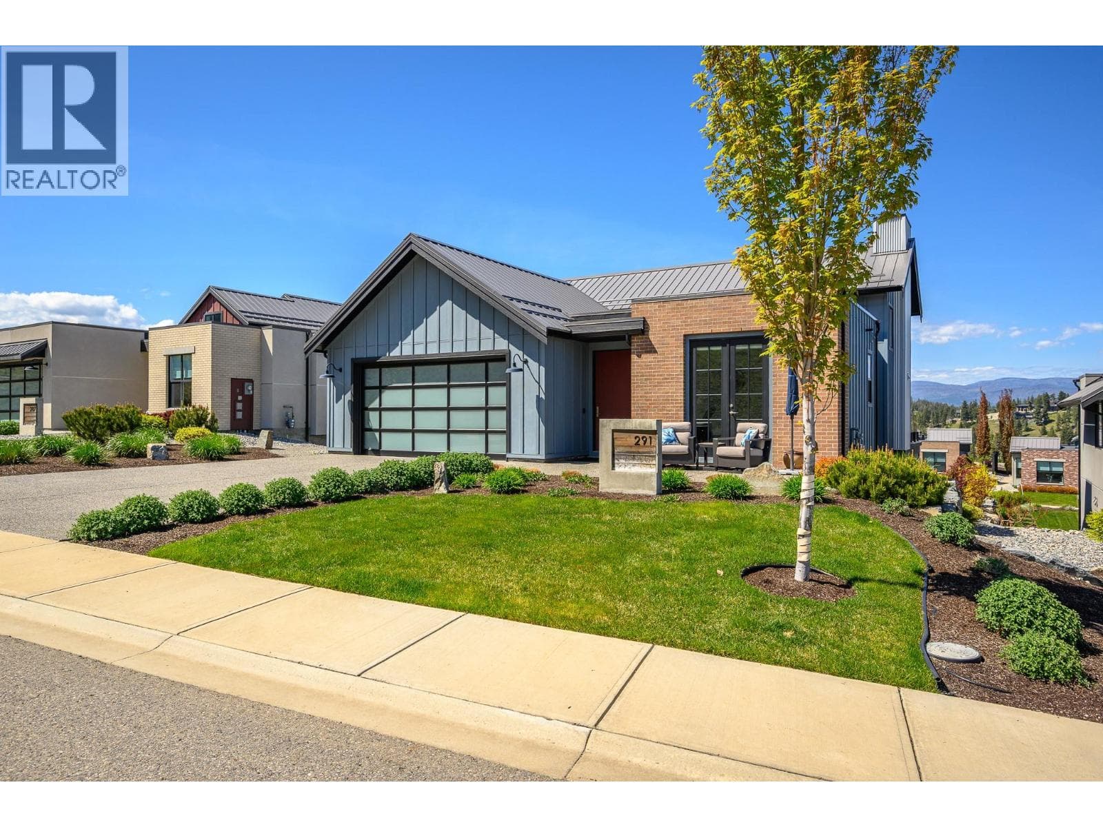 291 GRANGE DRIVE, Interior REALTORS® — photo 2