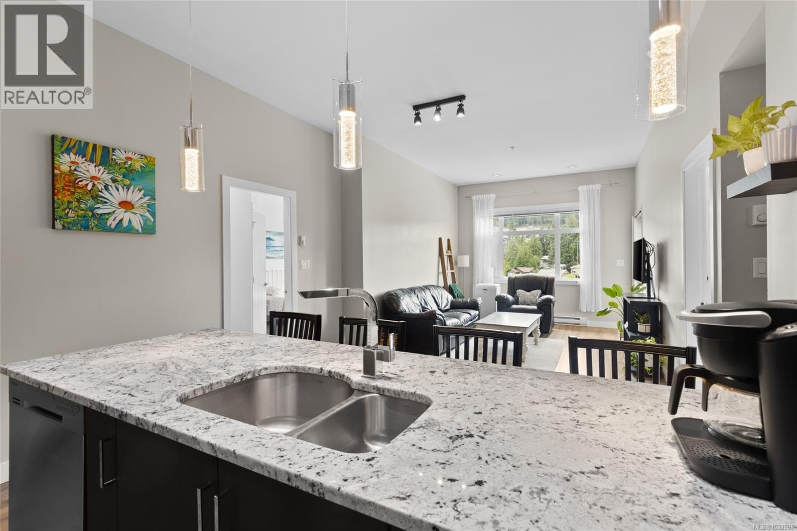 417 2655 Sooke Rd, Victoria — photo 5