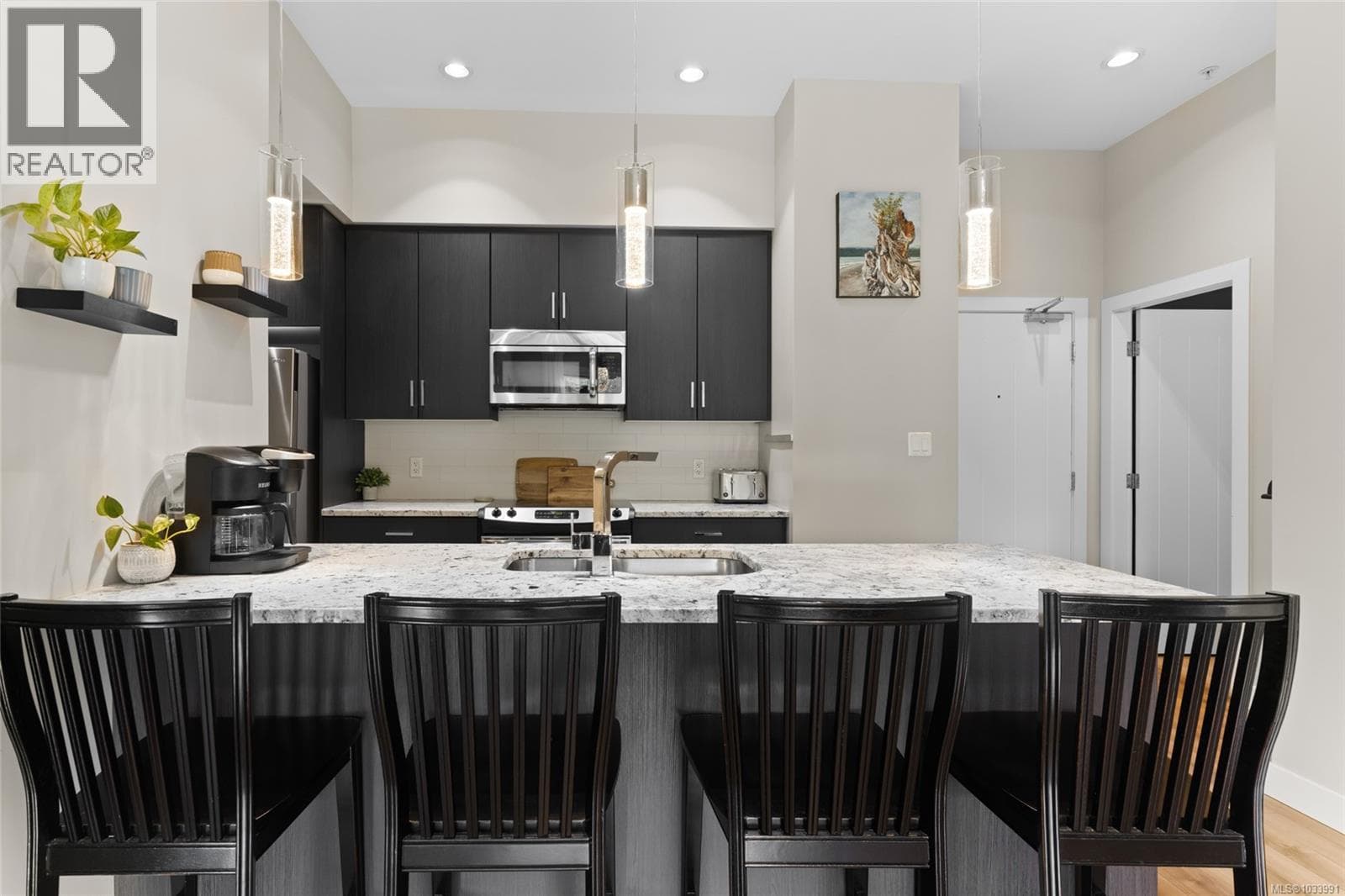 417 2655 Sooke Rd, Victoria — photo 3