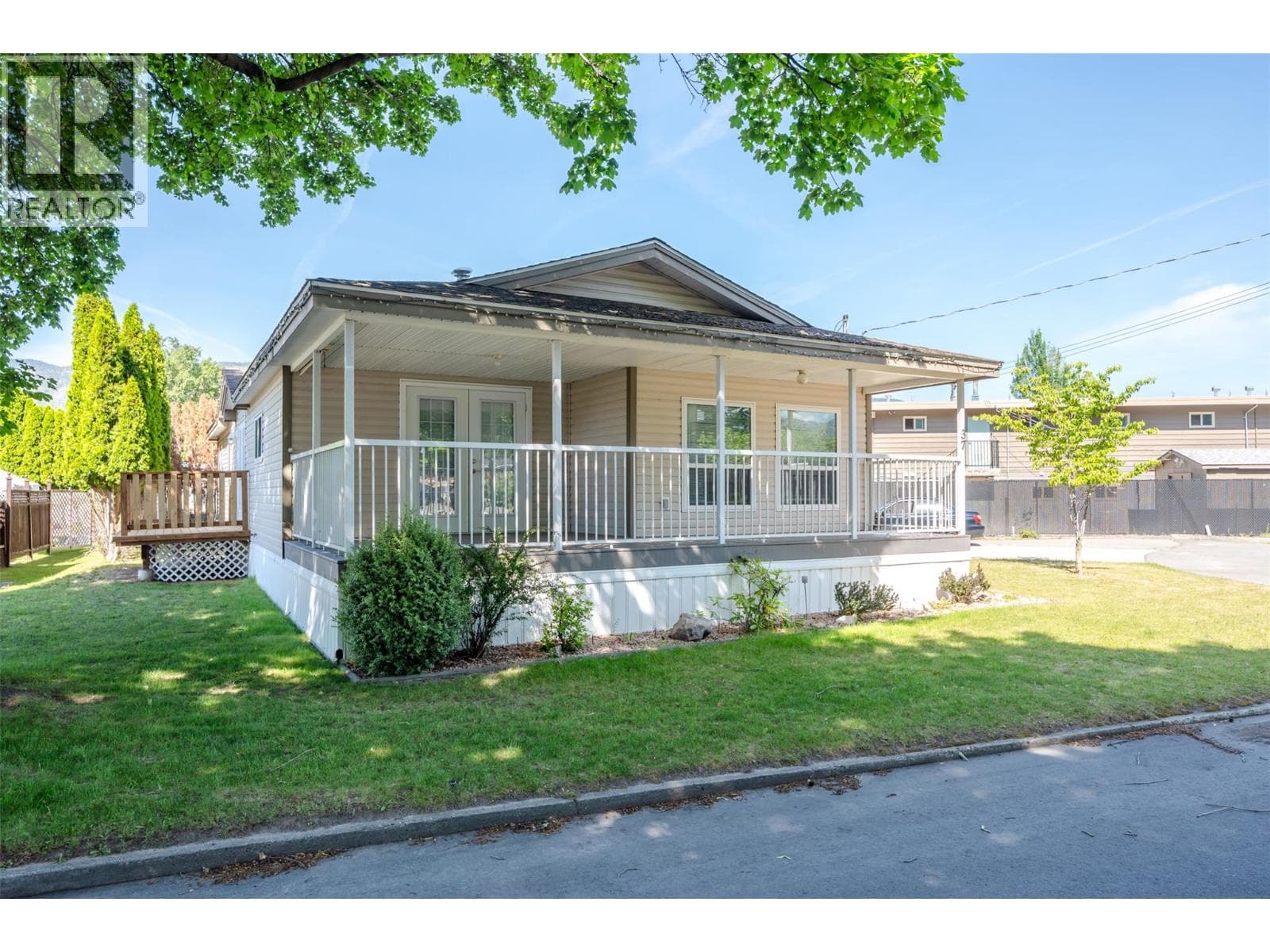 197 Dauphin Avenue Unit# 37 in 