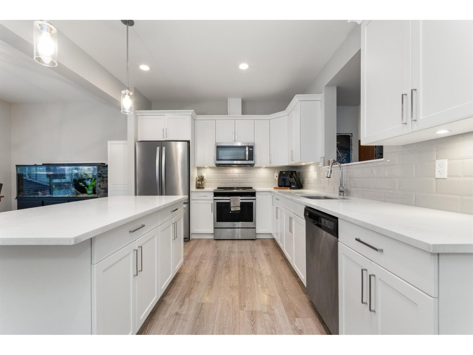 7 386 PINE AVENUE, Harrison Hot Springs, Chilliwack — photo 2