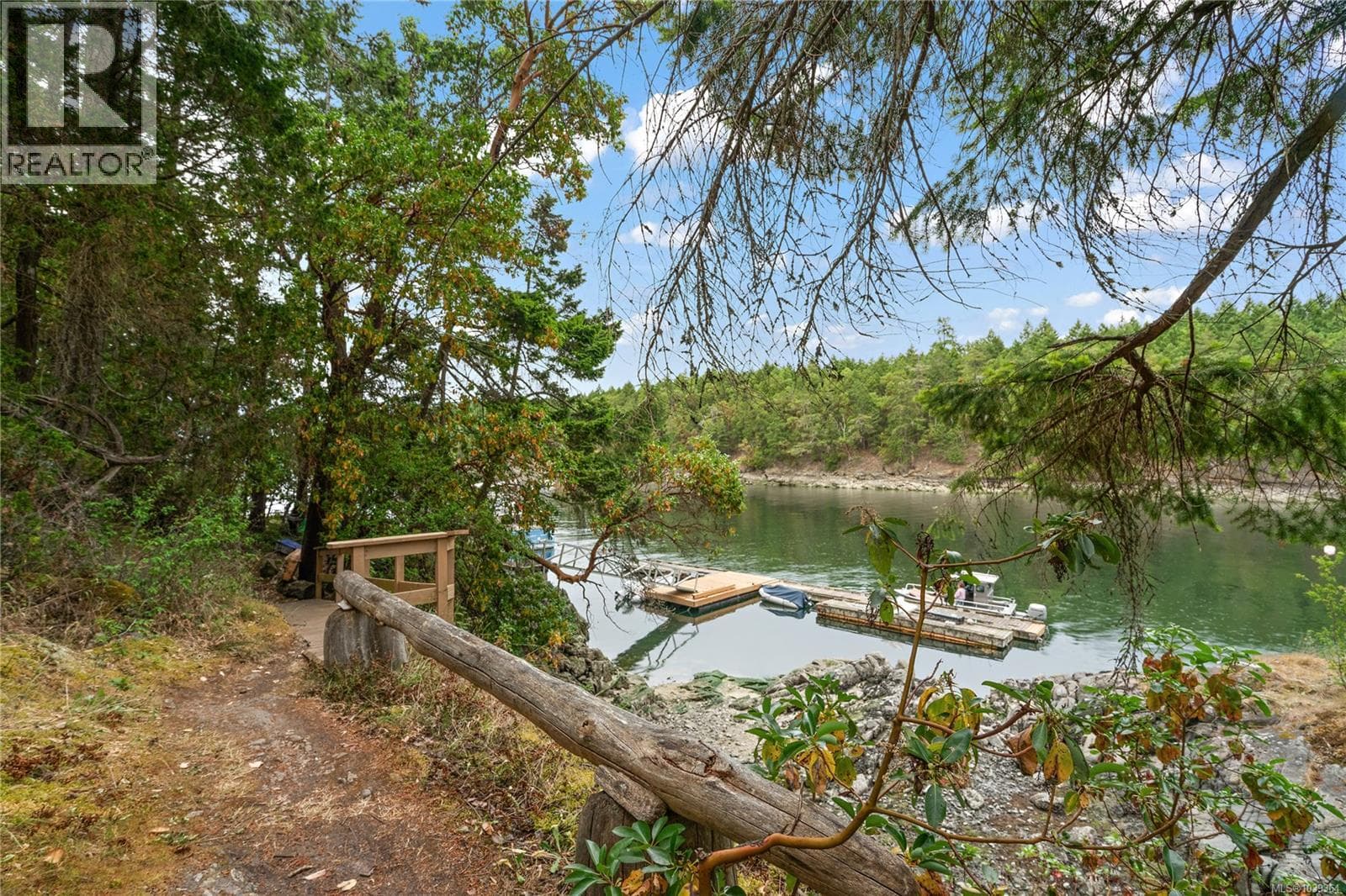14 Secret Island, Victoria — photo 4