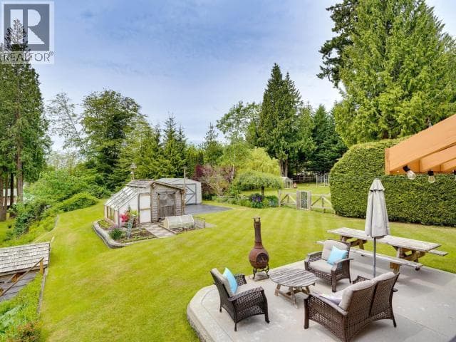 5621 ALLEN AVE, Powell River — photo 4