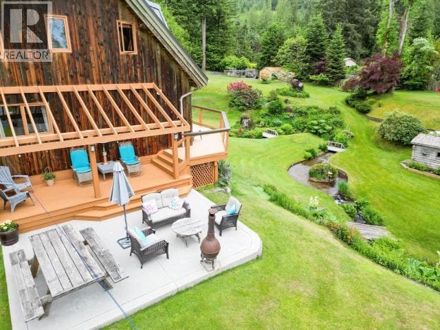 5621 ALLEN AVE, Powell River — photo 5