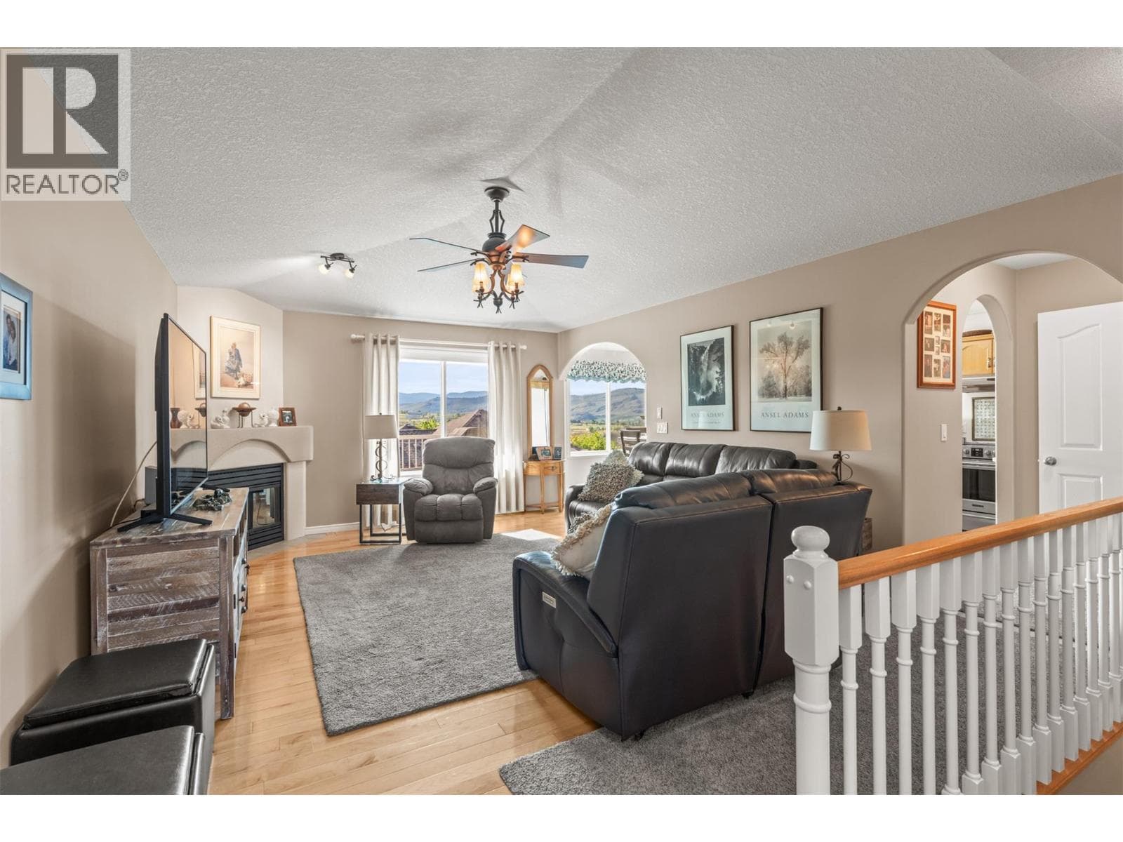 938 MOUNT BULMAN DRIVE, Interior REALTORS® — photo 4