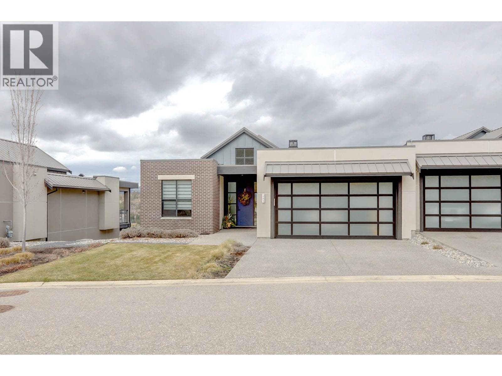 261 DOMINION WAY, Interior REALTORS® — photo 5