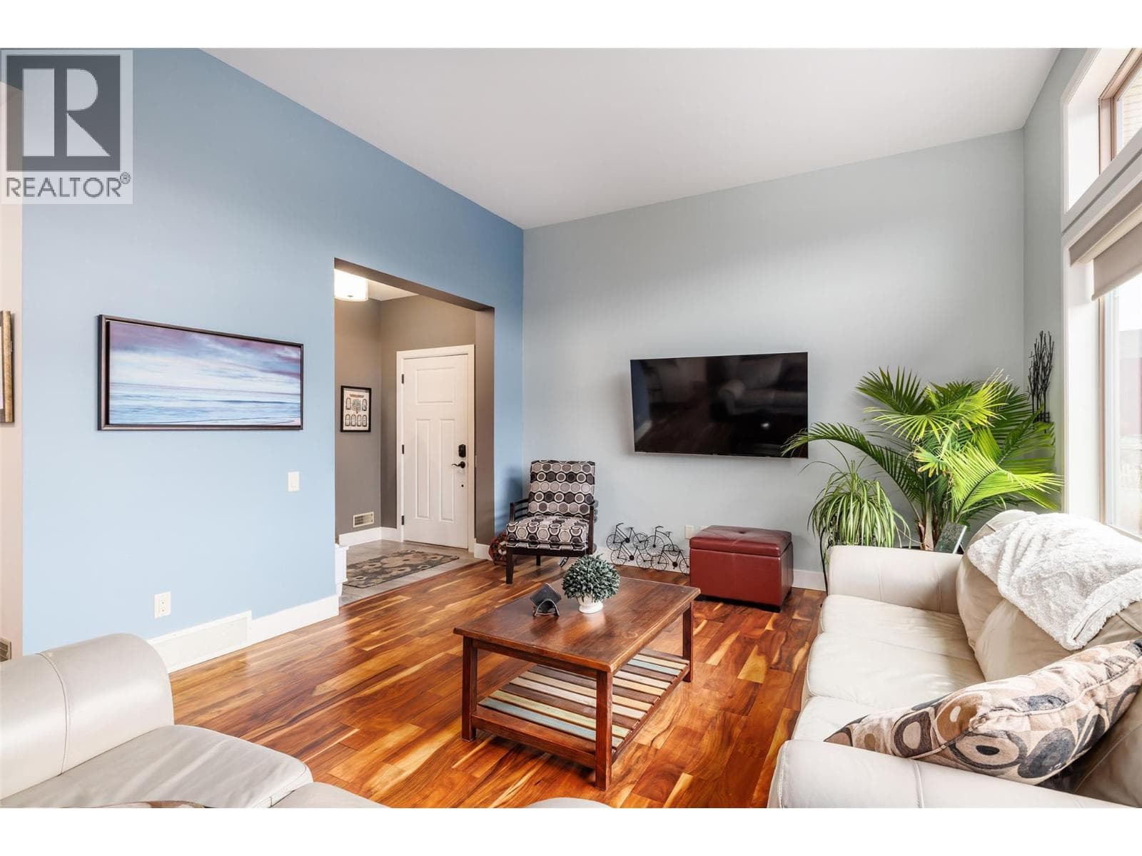 2150 Talavera Place, Interior REALTORS® — photo 5