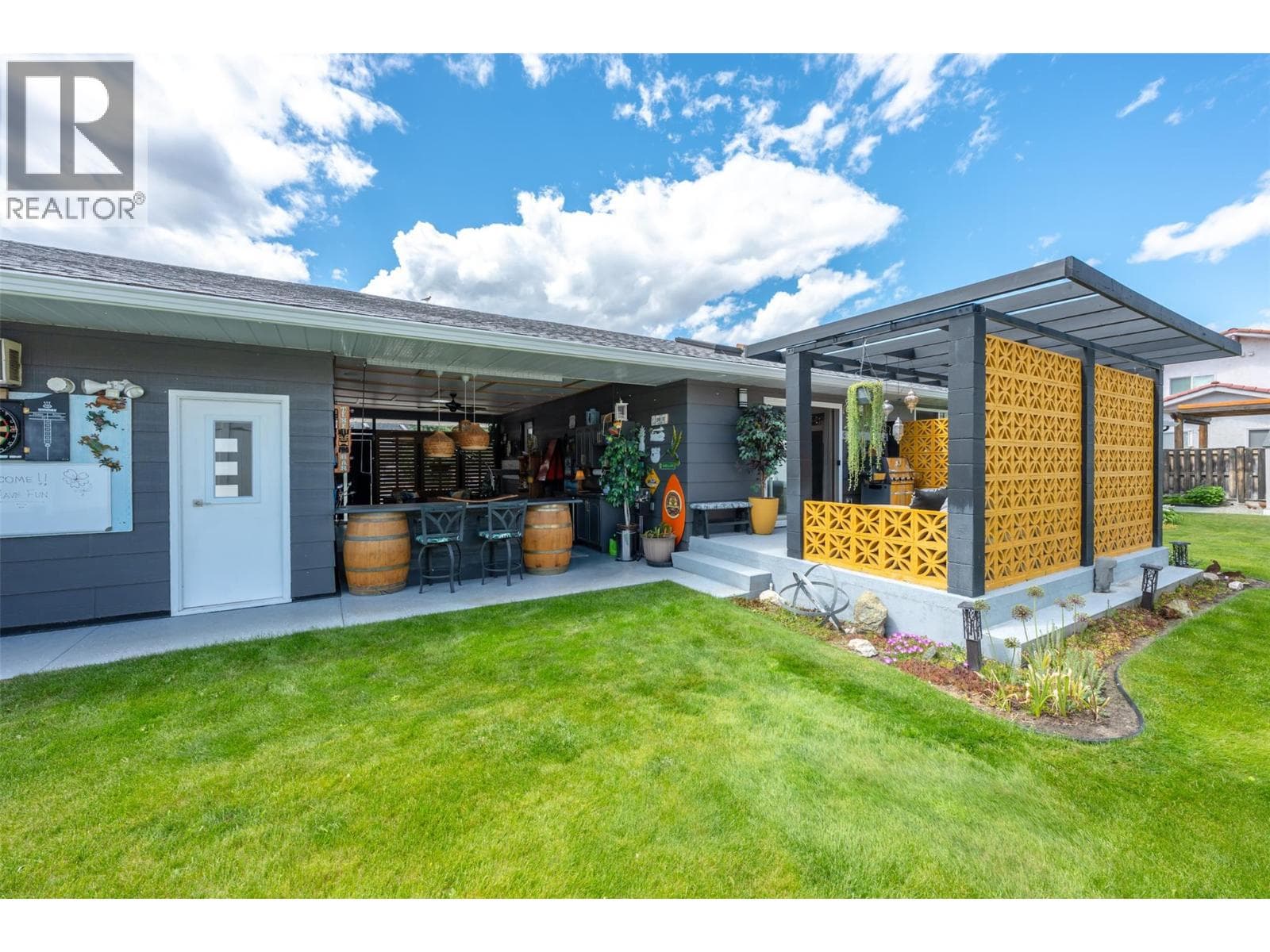 5809 Cottonwood Drive, Interior REALTORS® — photo 5