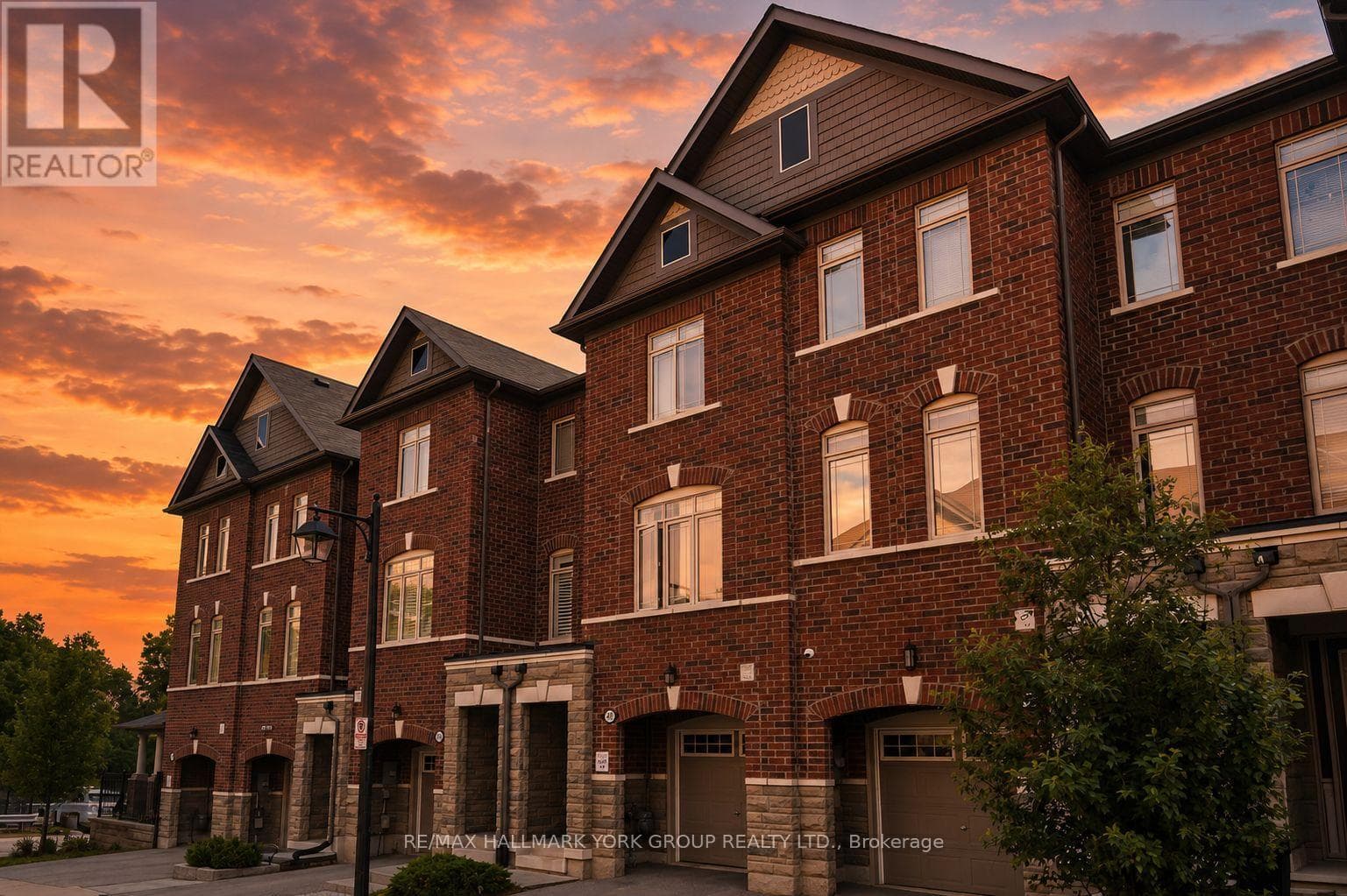 104 GORDON CIRCLE, Toronto — photo 2