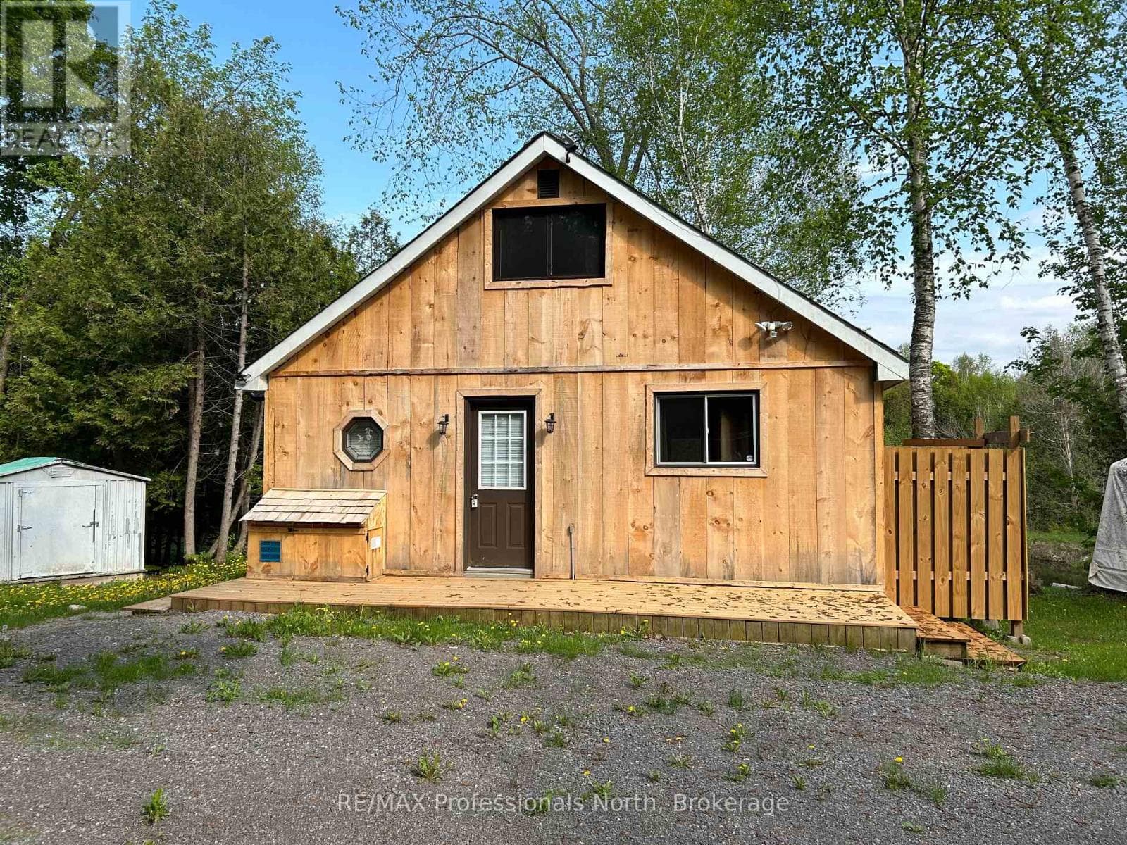 810 4TH LINE, OnePoint — photo 2