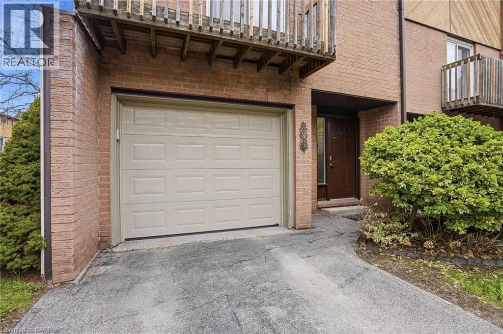445 STONE CHURCH Road W Unit# 19, Cornerstone — photo 4
