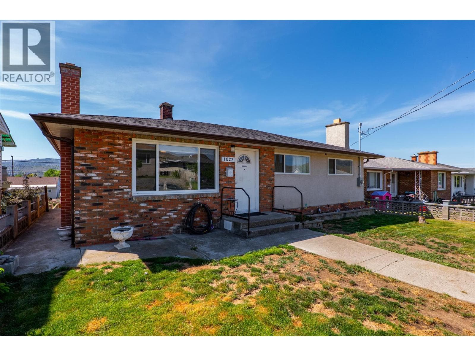 1027 MONCTON AVENUE, Interior REALTORS® — photo 4