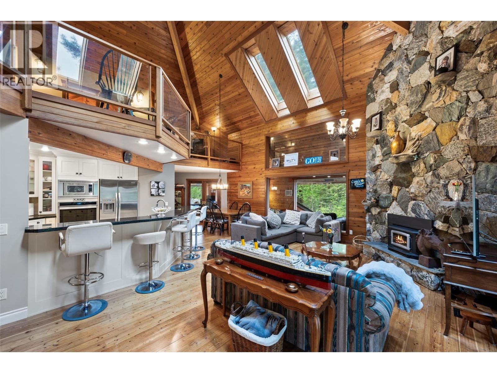 6450 Yates Creek Road, Interior REALTORS® — photo 5