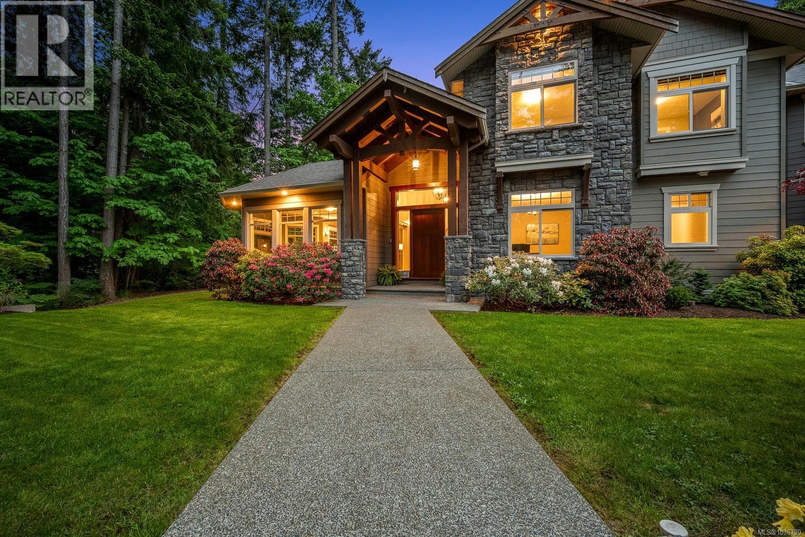1331 Hudson Rd, Vancouver Island — photo 2