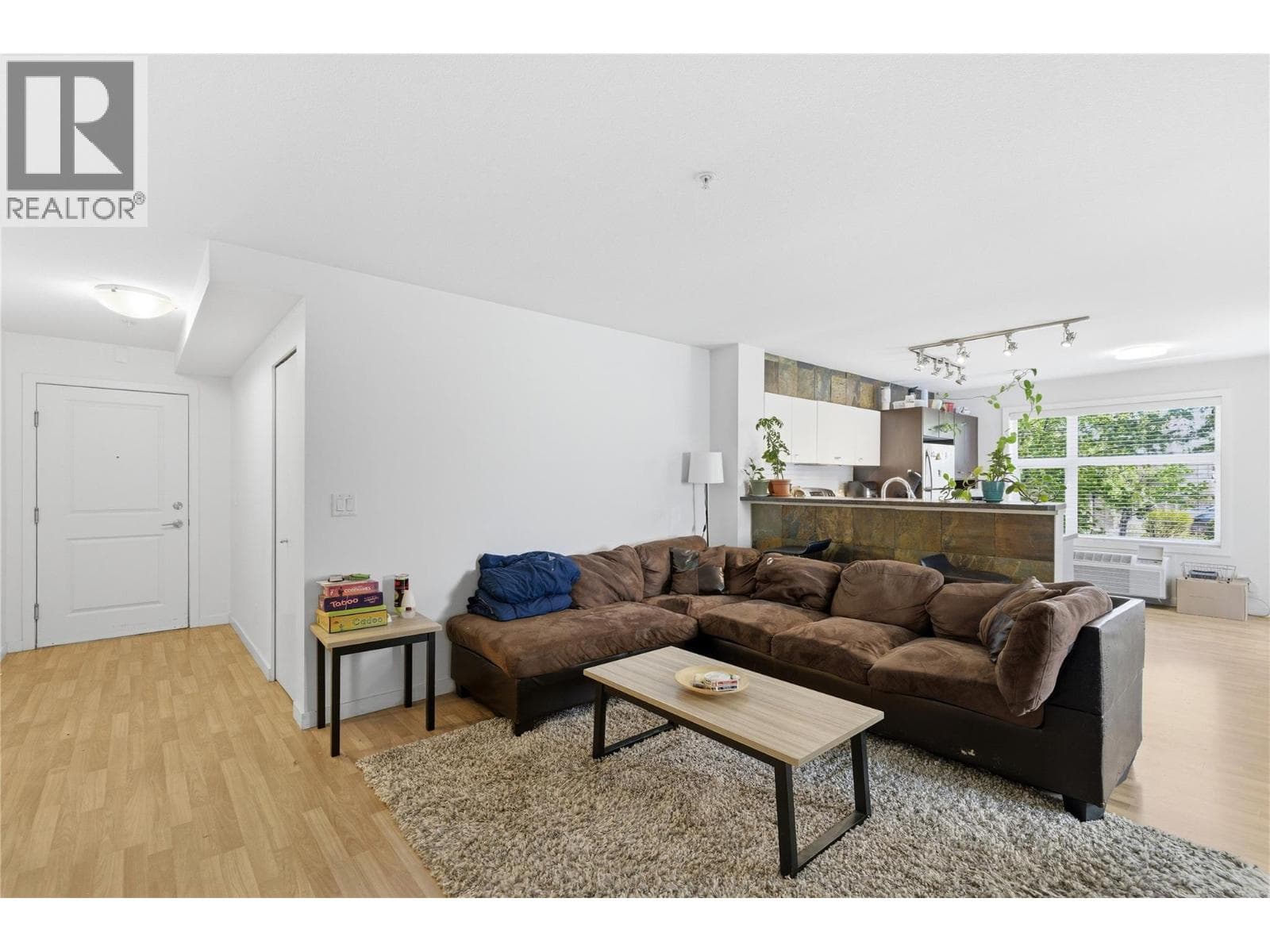 547 Yates Road Unit# 214, Interior REALTORS® — photo 5