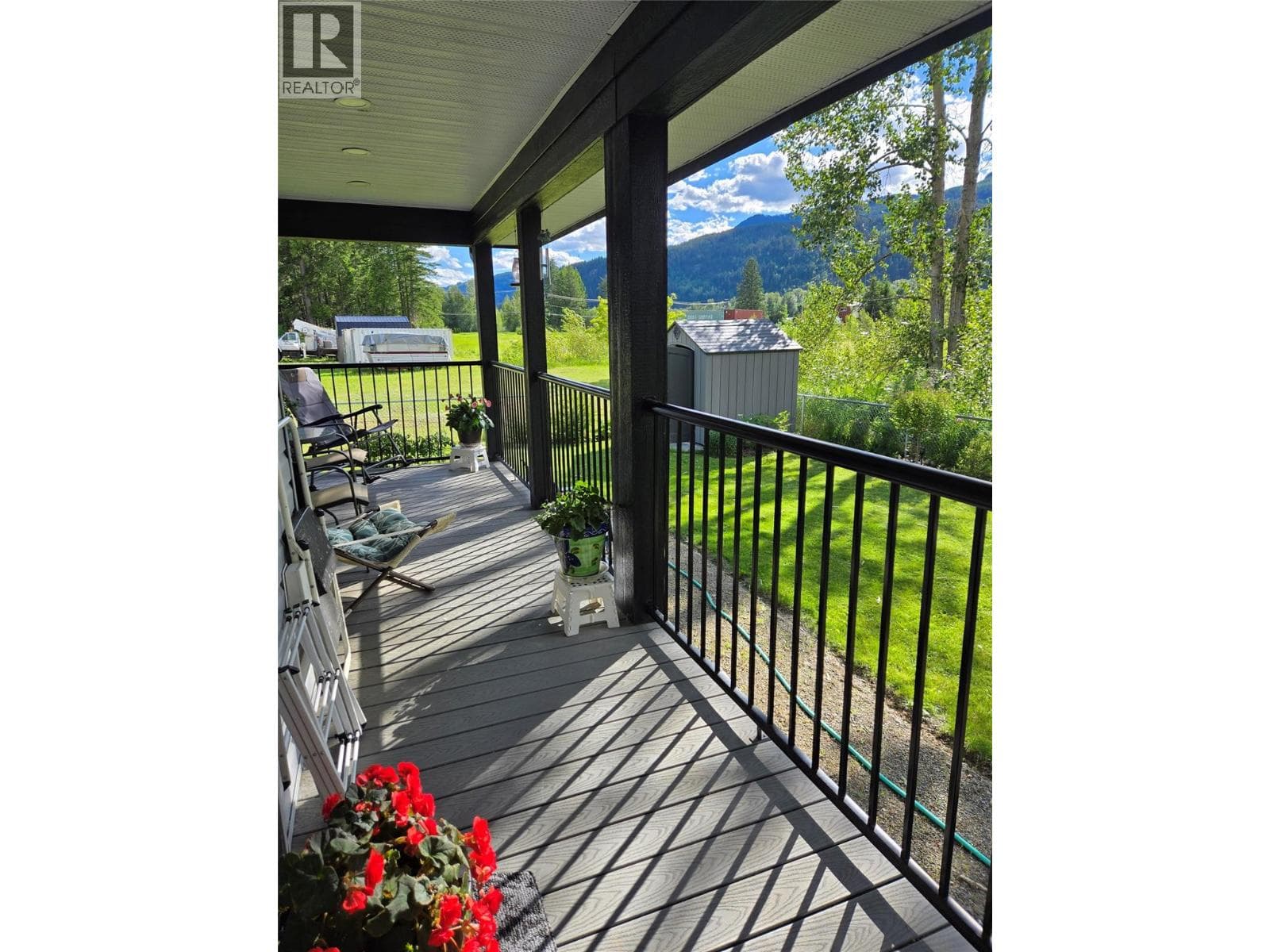 121 Ferry Road Unit# 25A, Interior REALTORS®