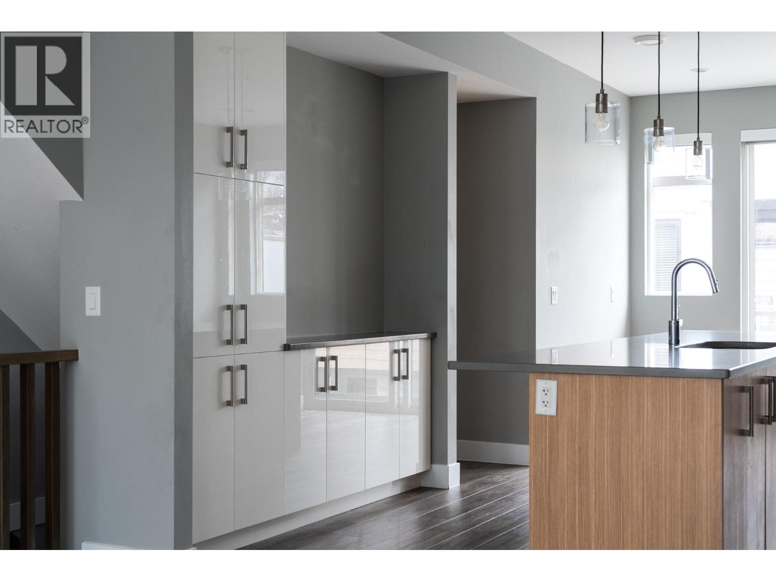 11581 Rogers Road Unit# 202, Interior REALTORS® — photo 4