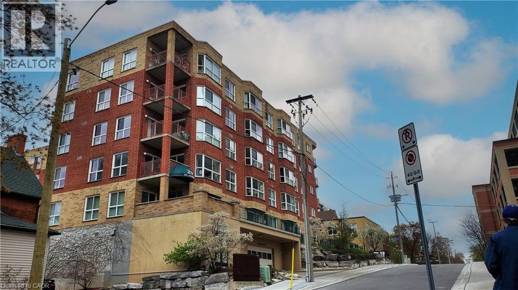 20 ST. GEORGE Street Unit# 404, Cornerstone — photo 3