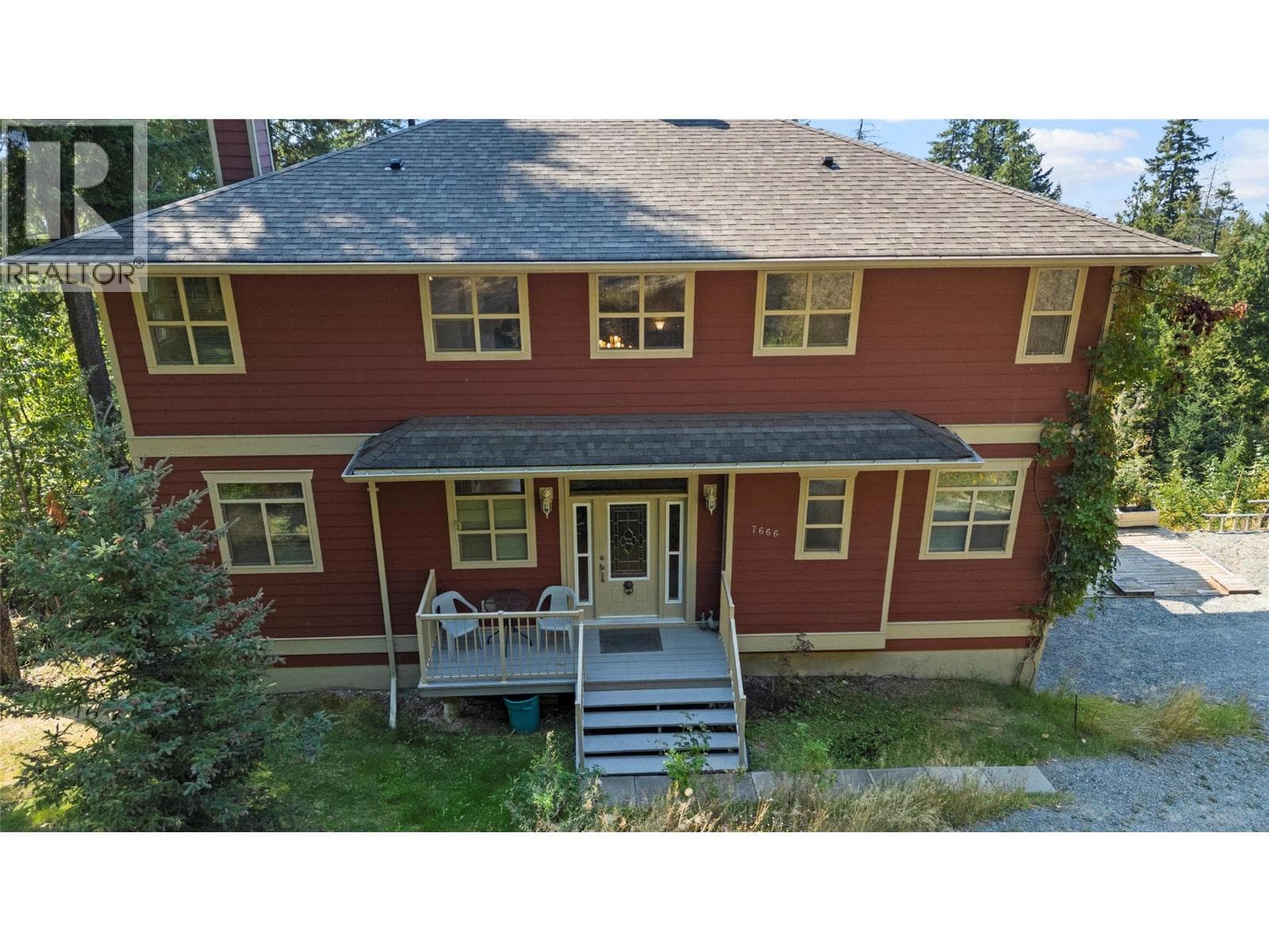 7666 LICHEN ROAD, Interior REALTORS® — photo 4