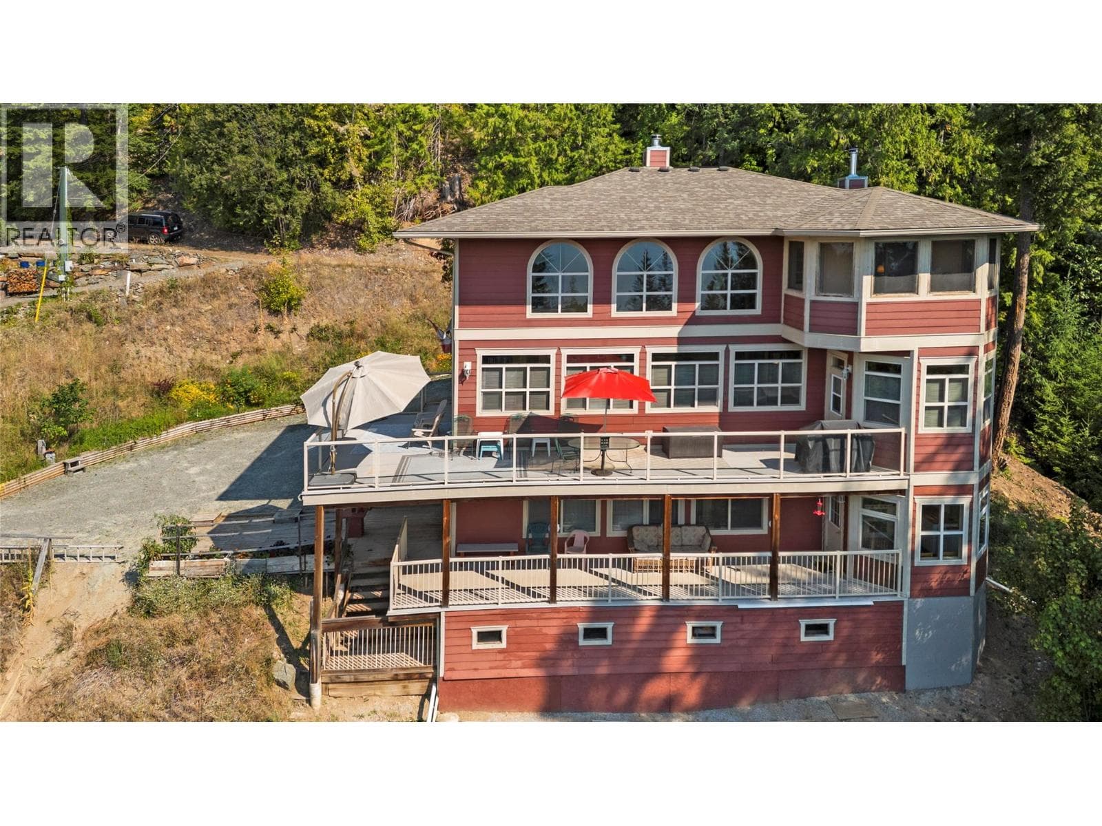 7666 LICHEN ROAD, Interior REALTORS® — photo 3