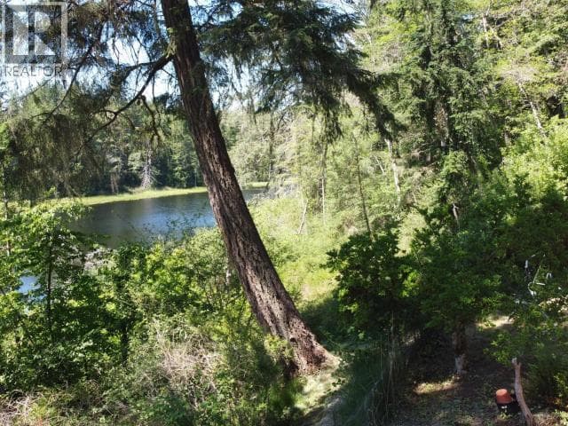 5043 SPRAGGE ROAD, Powell River — photo 2