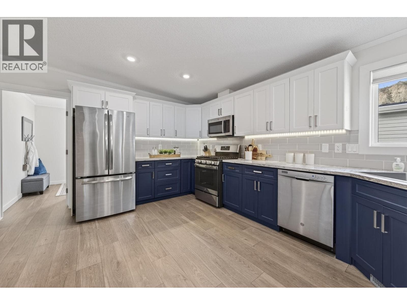 5005 RIVER Road Unit# 121, Interior REALTORS® — photo 5