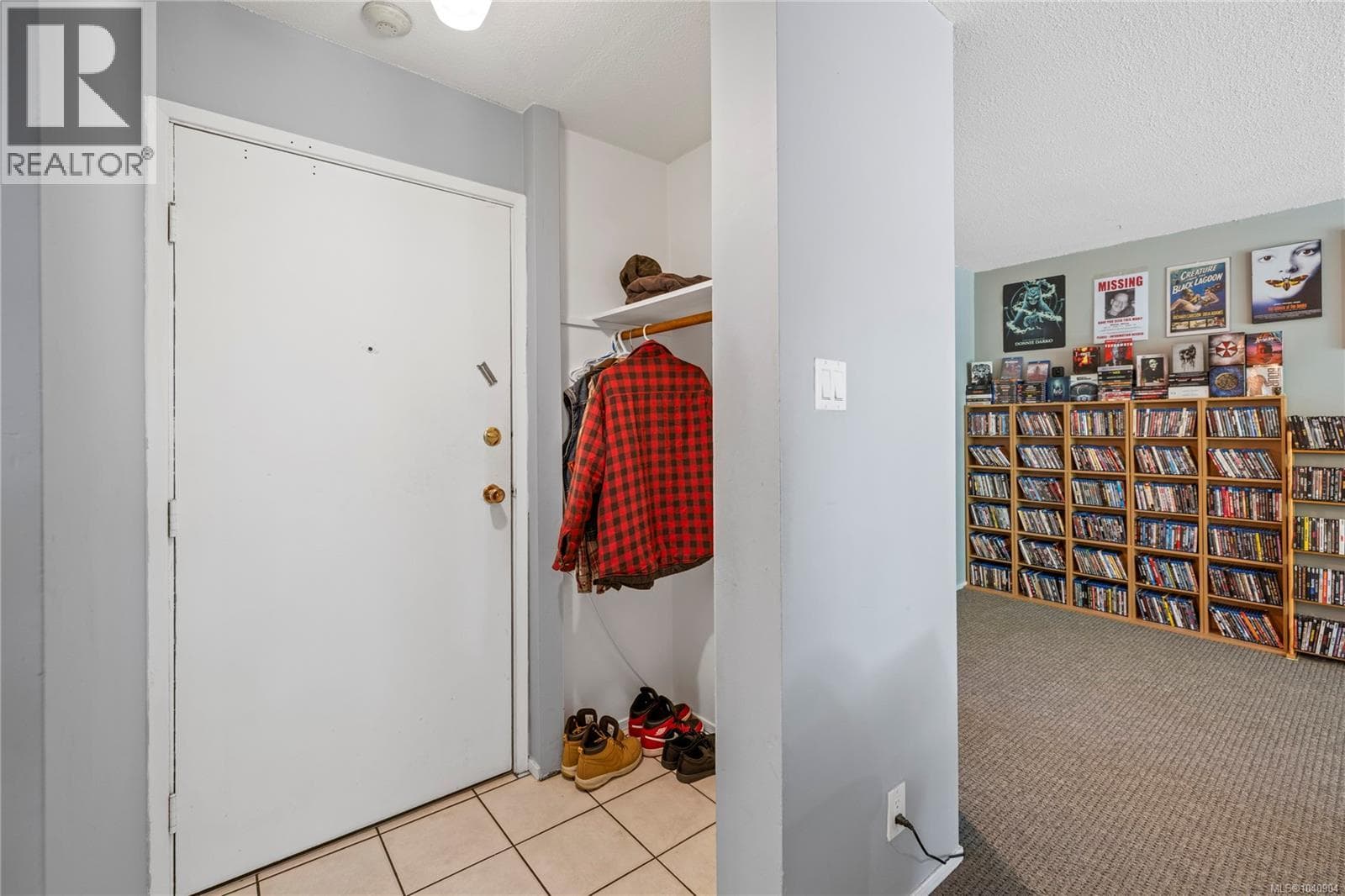 5208 999 Bowen Rd, Vancouver Island — photo 4