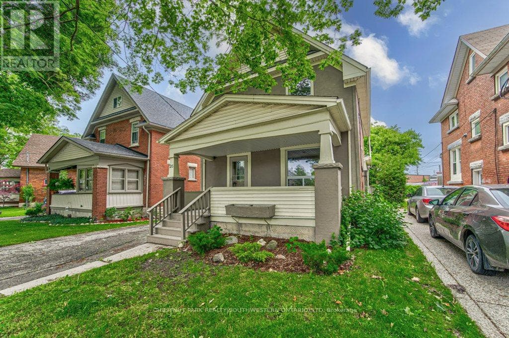 26 ST. LEGER Street, Toronto — photo 3
