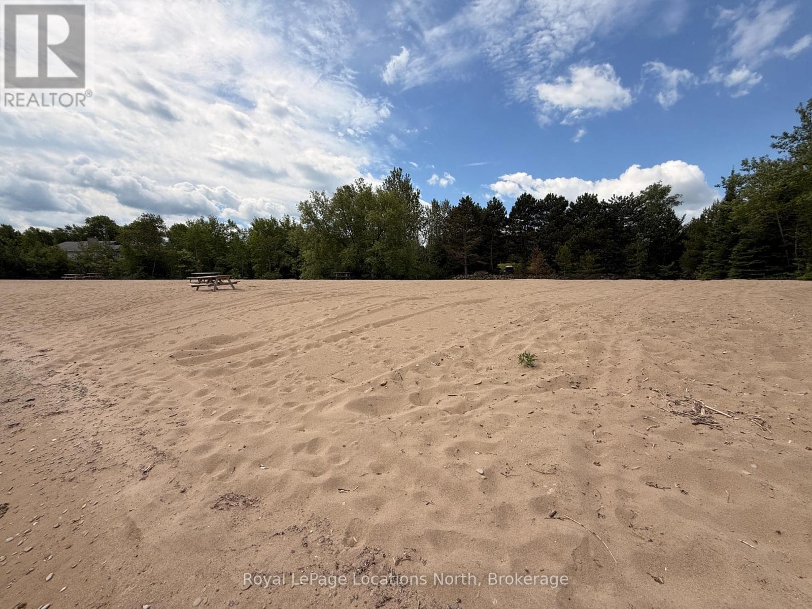 105 WOODLAND PARK ROAD, OnePoint — photo 3