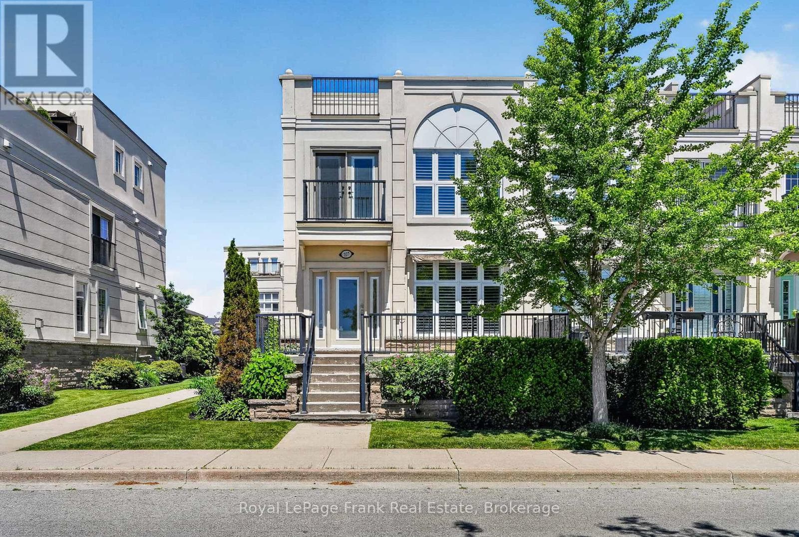 107 - 165 DIVISION STREET, Toronto — photo 2
