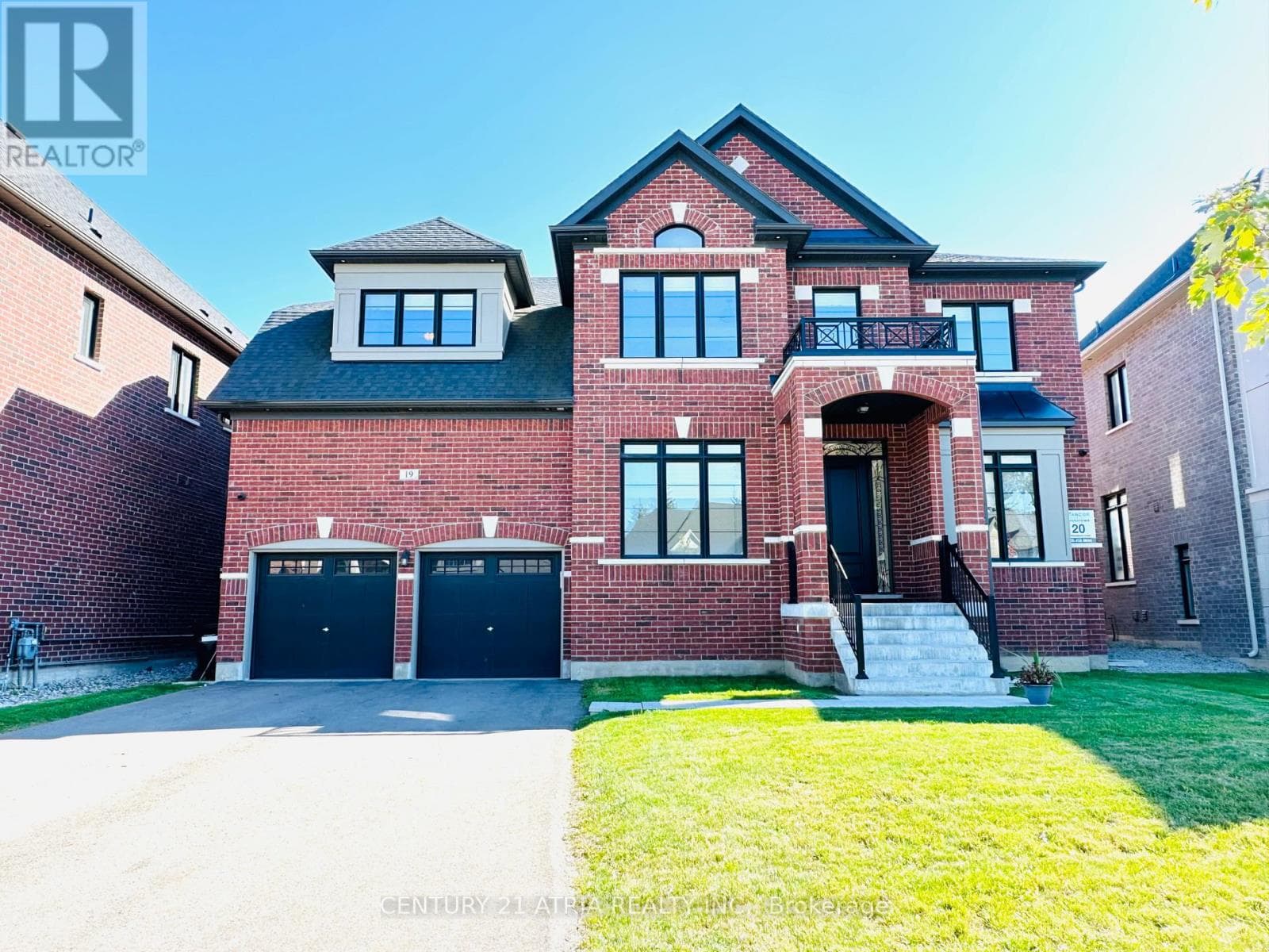 19 MUMBERSON STREET, Toronto — photo 3