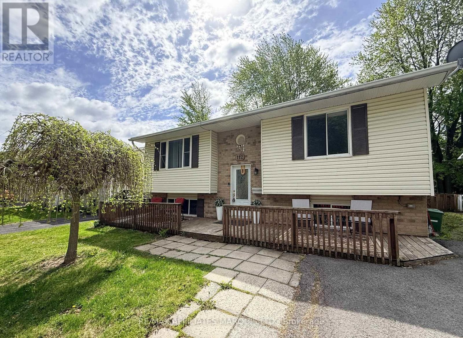 112 GLEN OAKS COURT, Cornwall — photo 2