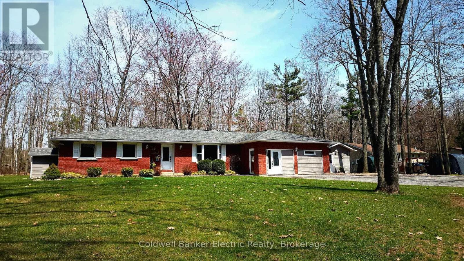 178 ADAM & EVE ROAD, Central Lakes — photo 2