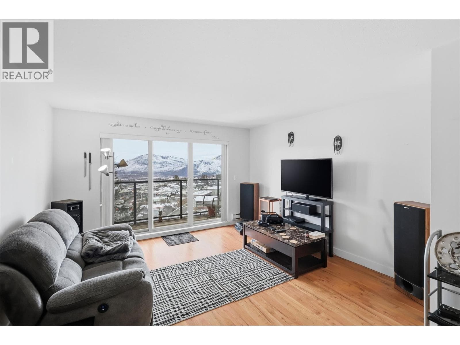 1110 HUGH ALLAN Drive Unit# 5, Interior REALTORS® — photo 5