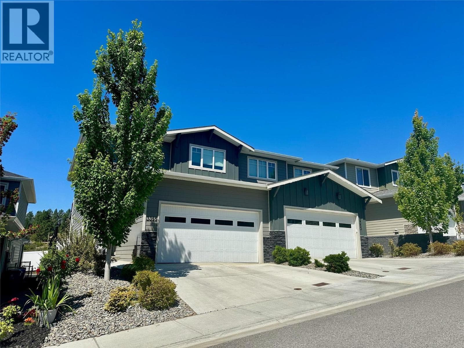 3355 Hawks Crescent, Interior REALTORS® — photo 3