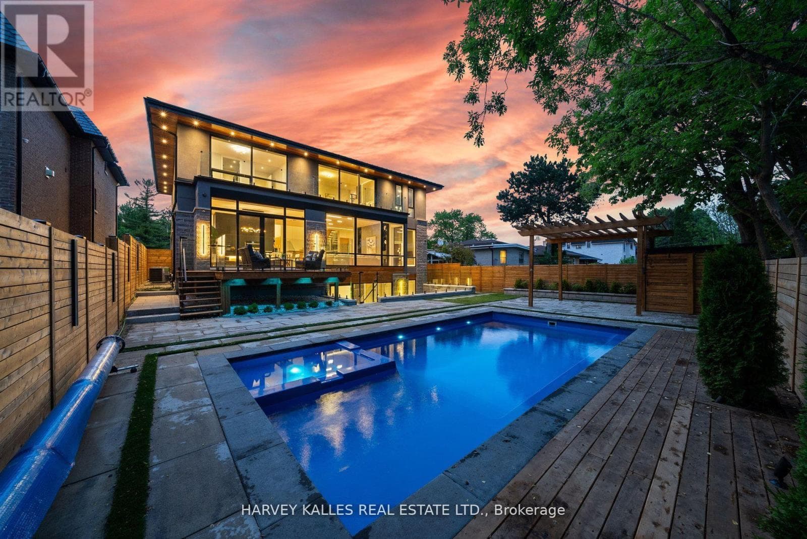139 NEWTON DRIVE, Toronto — photo 3