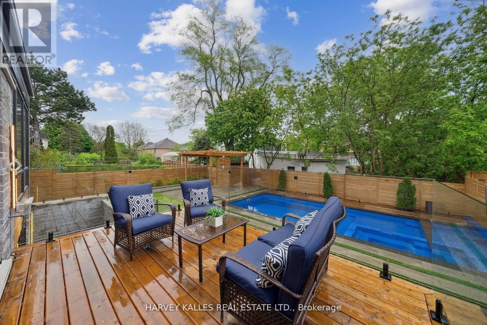 139 NEWTON DRIVE, Toronto — photo 4