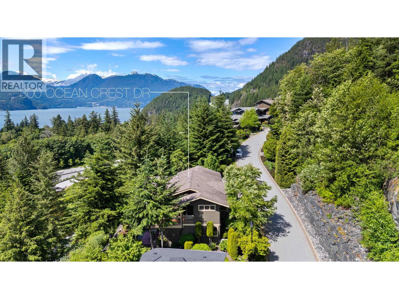 300 OCEAN CREST DRIVE, Greater Vancouver