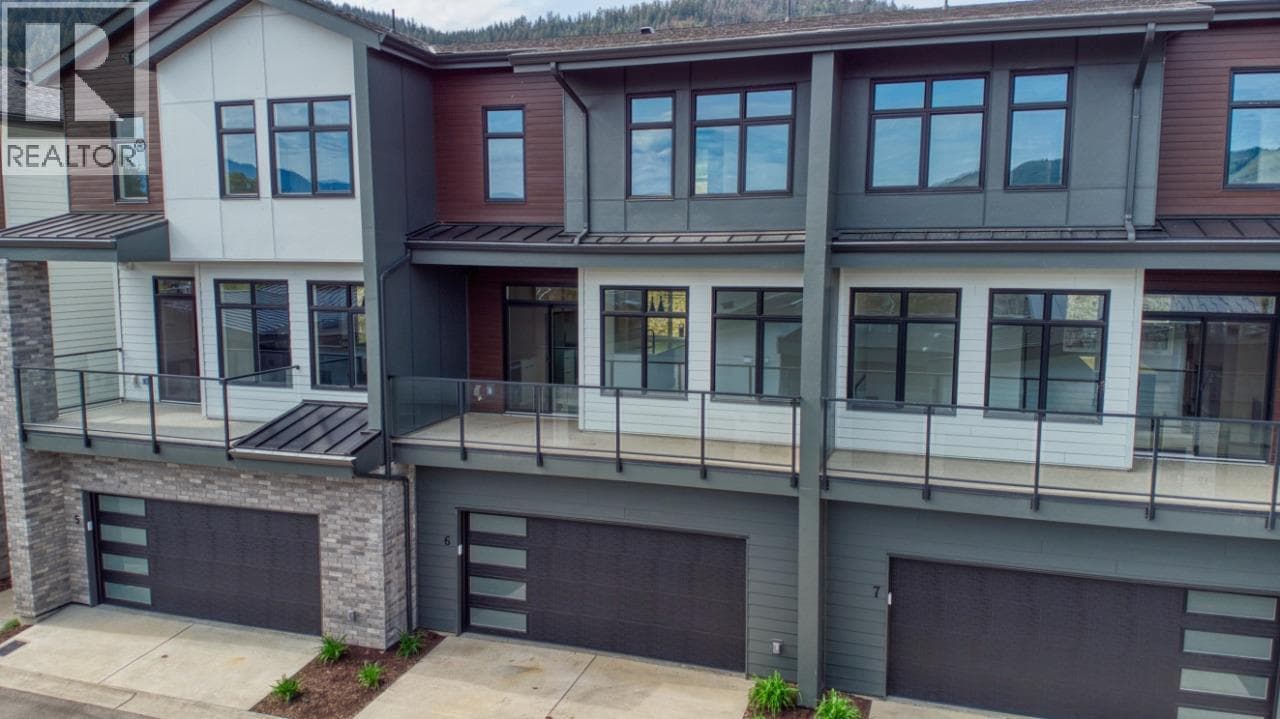 7599 Klinger Road Unit# 6, Interior REALTORS® — photo 2