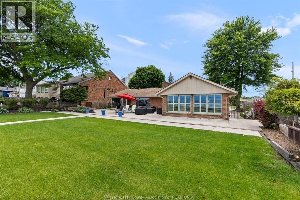 8280 RIVERSIDE DRIVE EAST, Windsor — photo 3