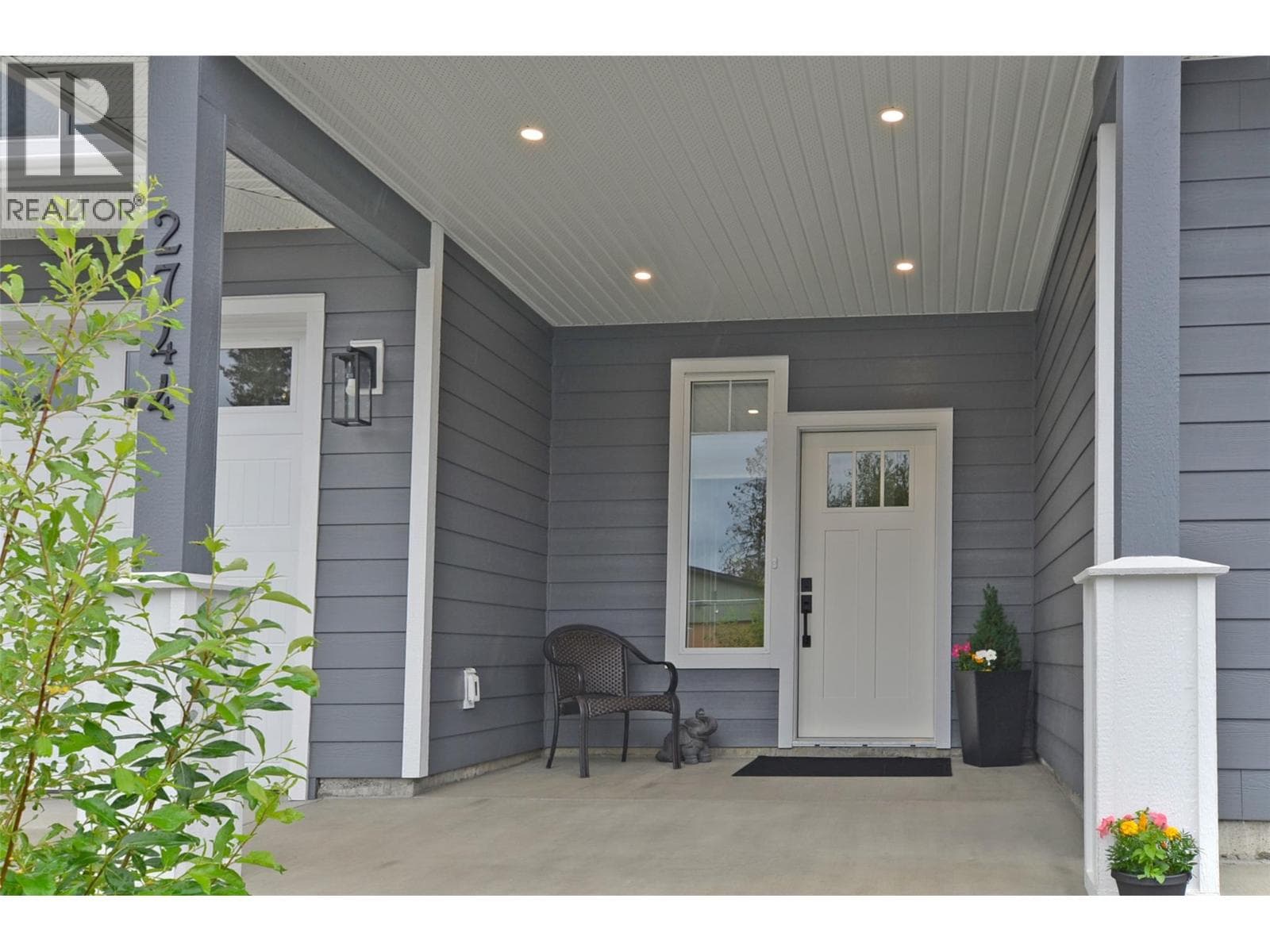 2744 Cedar Ridge Street, Interior REALTORS® — photo 5
