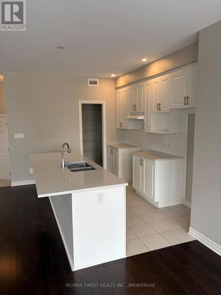 1342 DEMERS AVENUE, Kingston — photo 4